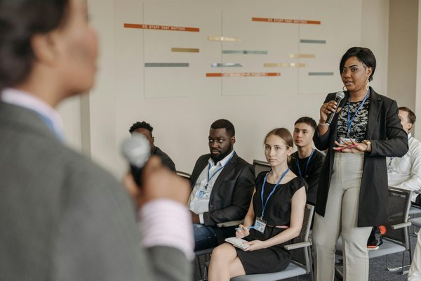 Formation pitch : devenez un orateur influent et captivant